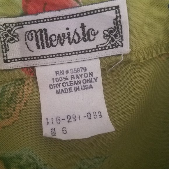 - green/red print maxi skirt - Picture 11 of 11